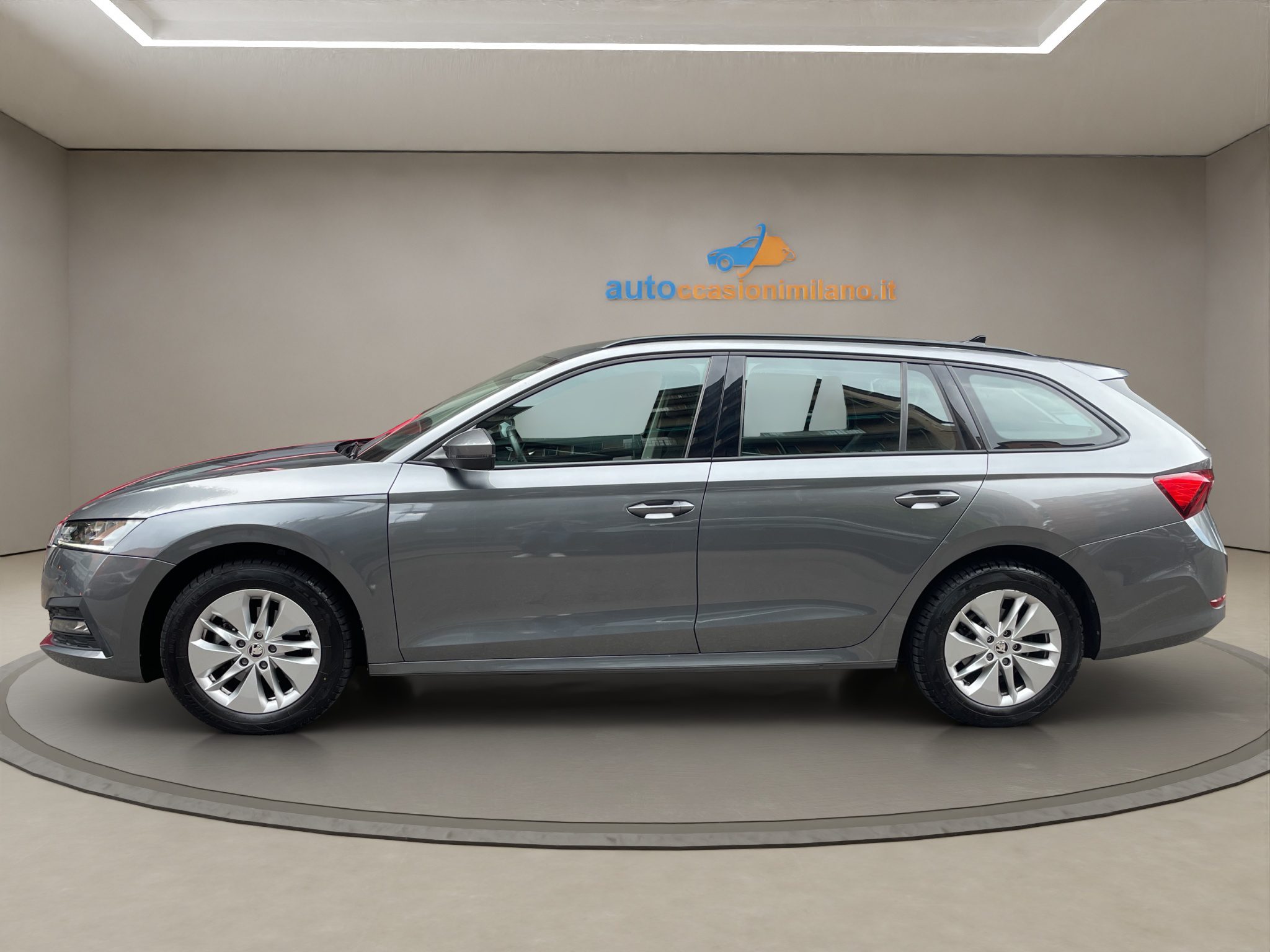 SKODAOCTAVIA_03_converted